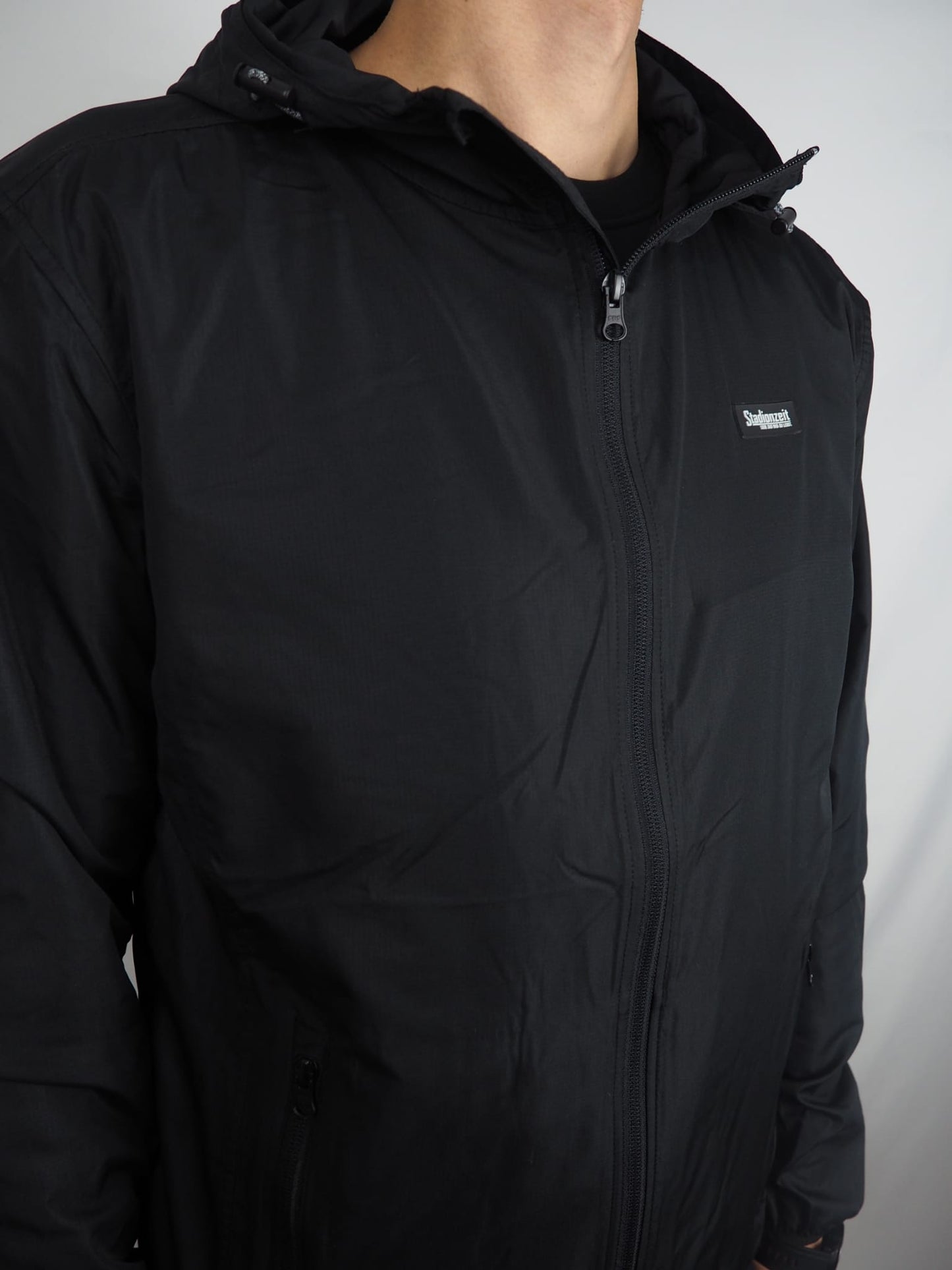 Leichte Kapuzenjacke | Unisex